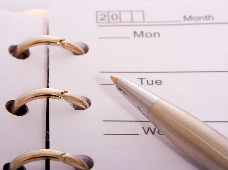 Social Media Time Management for the SCUBA Industry